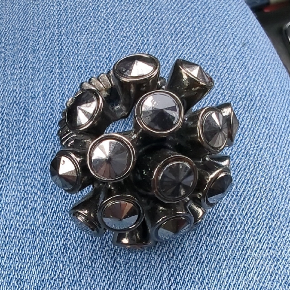 Black Cluster Stretch Ring - Statement Cocktail Ring